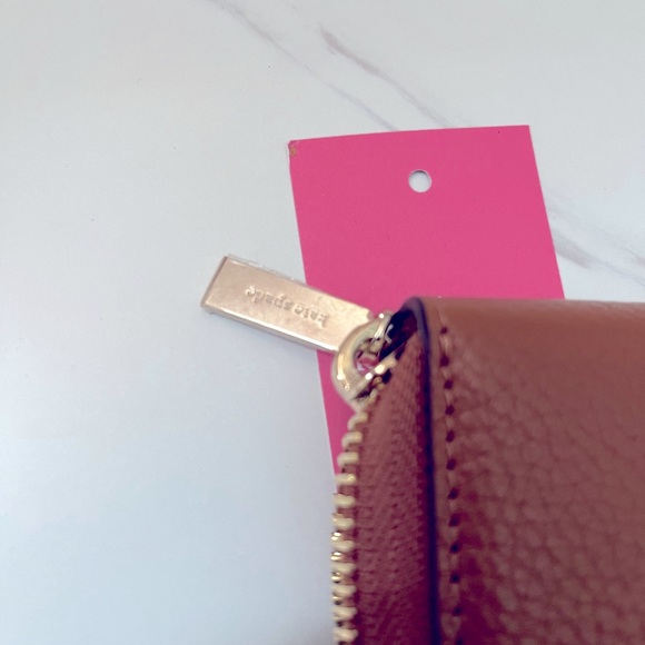 Kate Spade ♠️ Large Continental Wallet - Picture 4 of 6